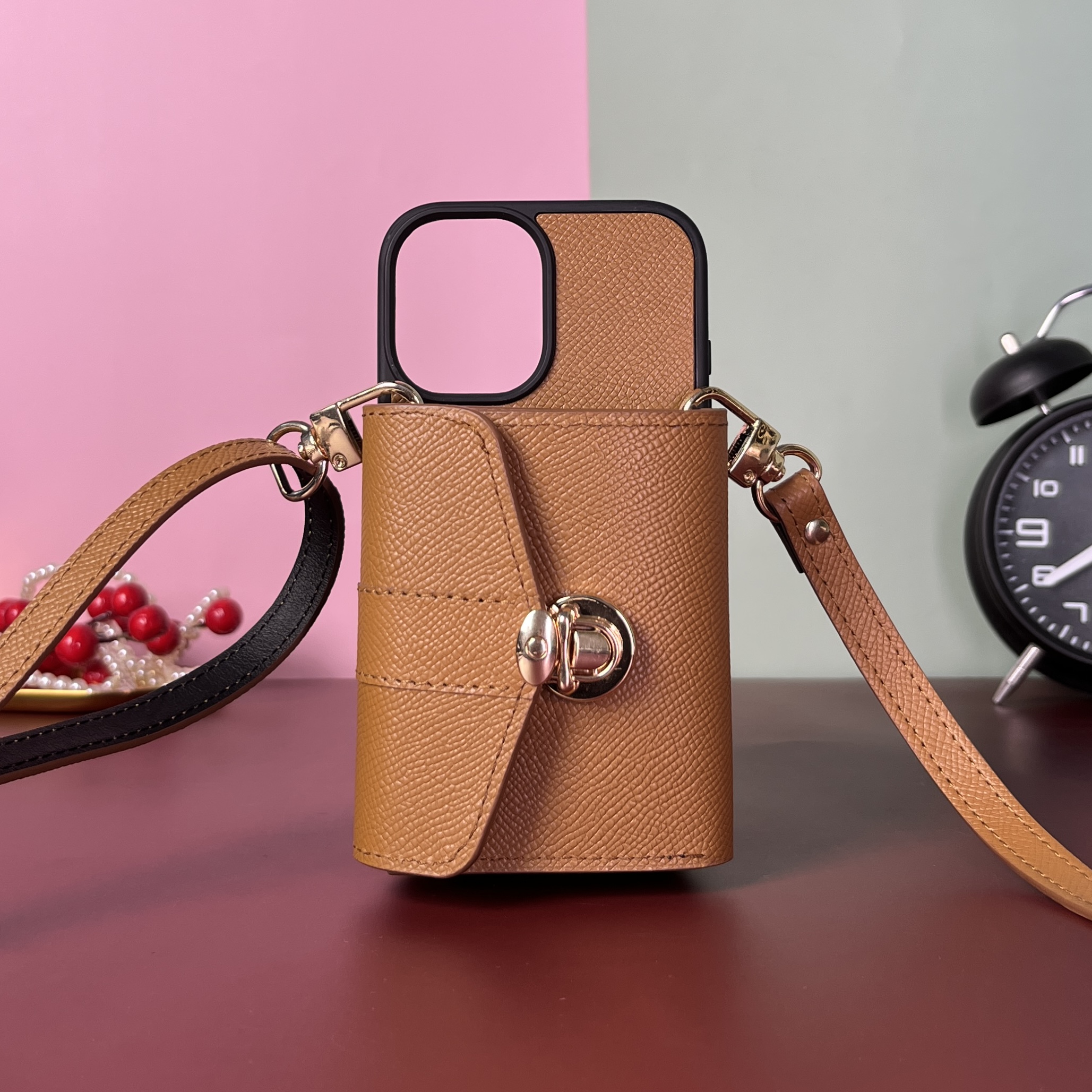 Ốp da thủ công ngăn ví khoá sập Noir Classic kèm dây đeo Epsom